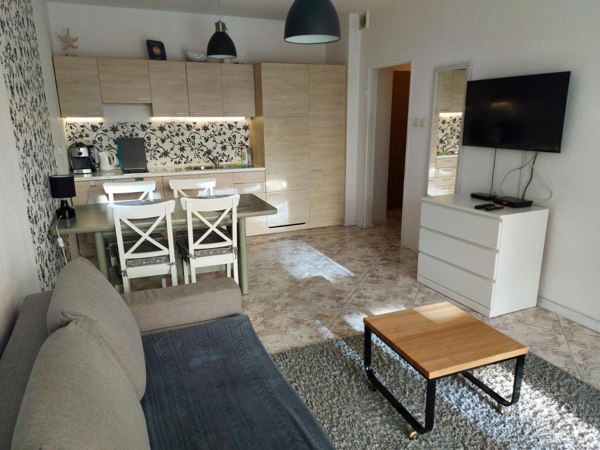 Apartament Portowy Z Garazem, Ul Towarowa 科沃布热格 外观 照片
