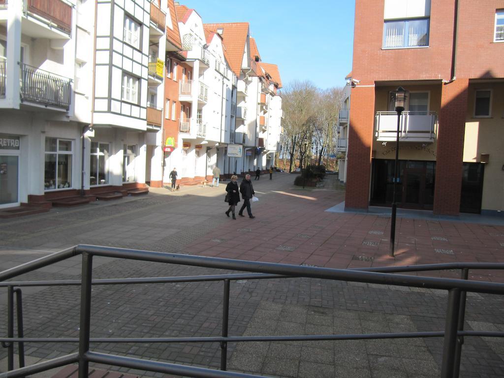 Apartament Portowy Z Garazem, Ul Towarowa 科沃布热格 客房 照片
