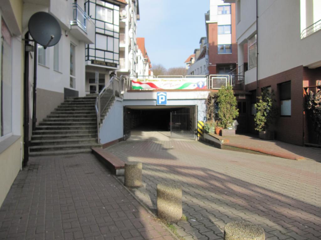 Apartament Portowy Z Garazem, Ul Towarowa 科沃布热格 外观 照片