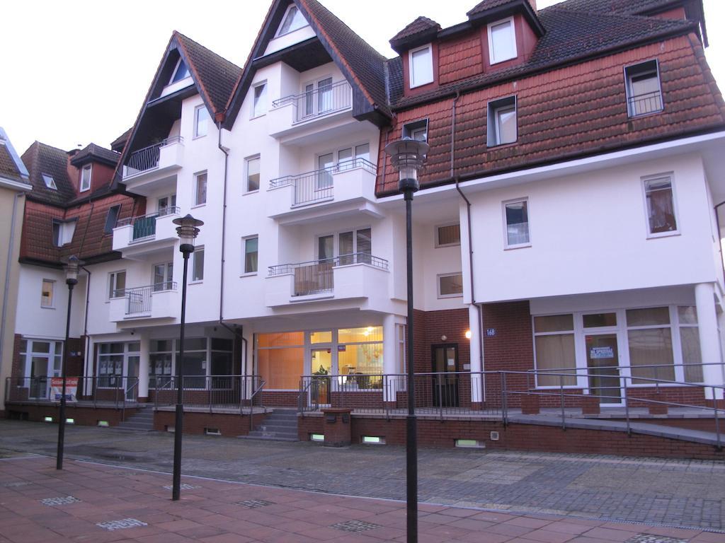 Apartament Portowy Z Garazem, Ul Towarowa 科沃布热格 外观 照片