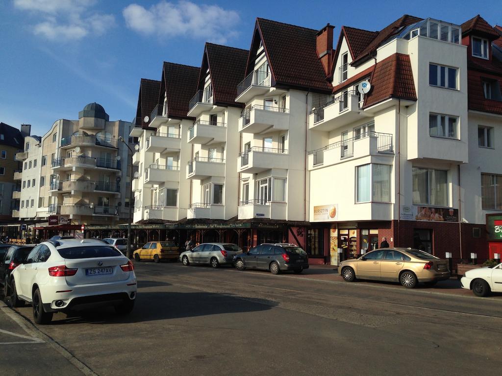Apartament Portowy Z Garazem, Ul Towarowa 科沃布热格 客房 照片