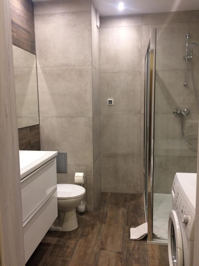 Apartament Portowy Z Garazem, Ul Towarowa 科沃布热格 外观 照片