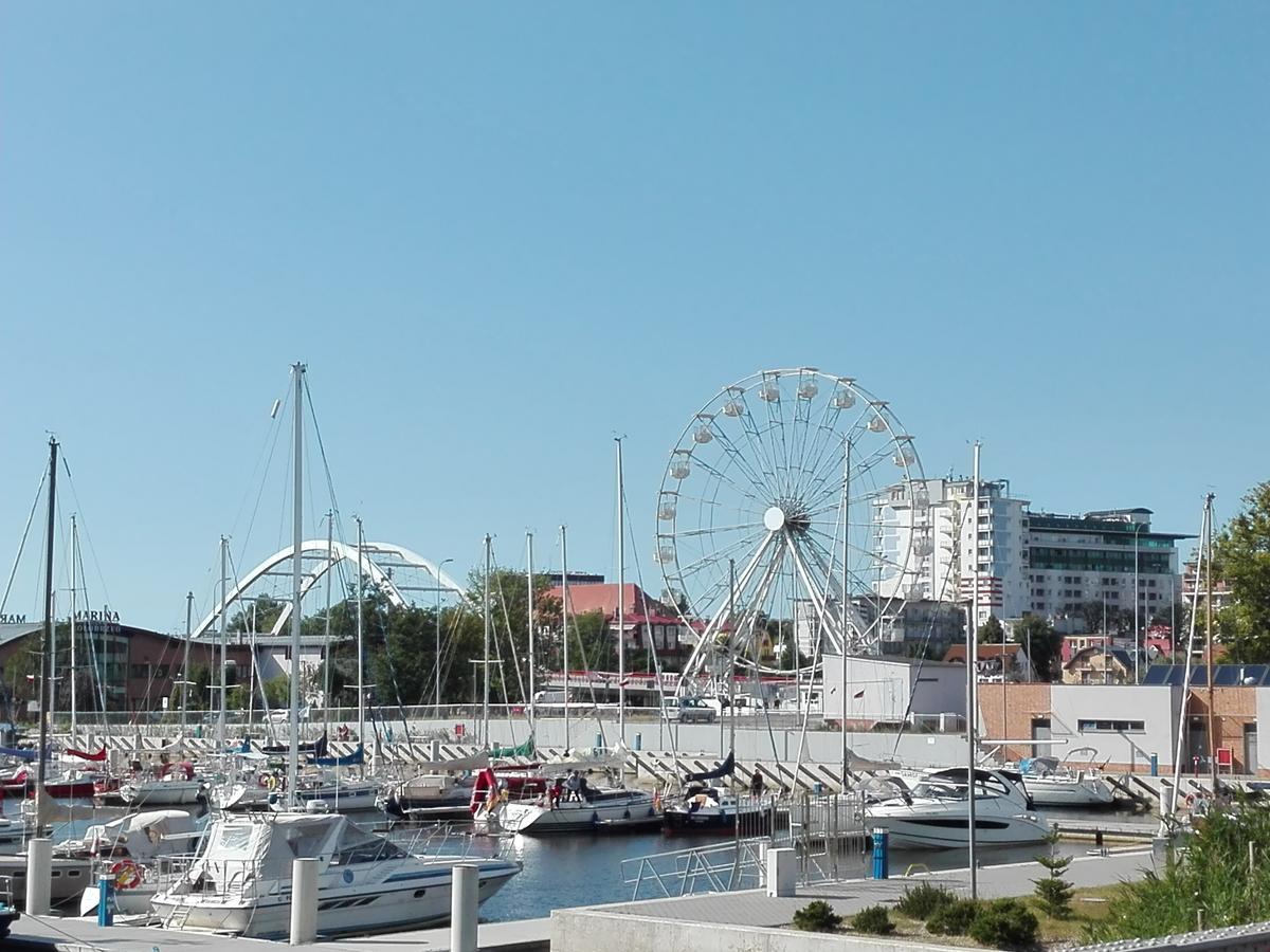 Apartament Portowy Z Garazem, Ul Towarowa 科沃布热格 外观 照片